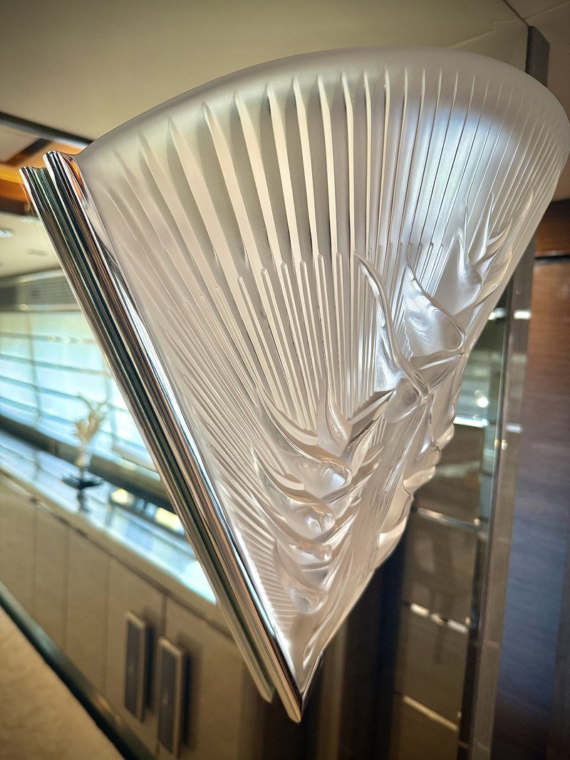 Crystal wall sconce